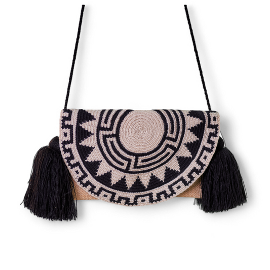 Handmade Black and Beige nature fiber handbag