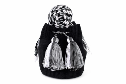 Handmade Colombian Wayuu Mochila Bag in Black and Grey
