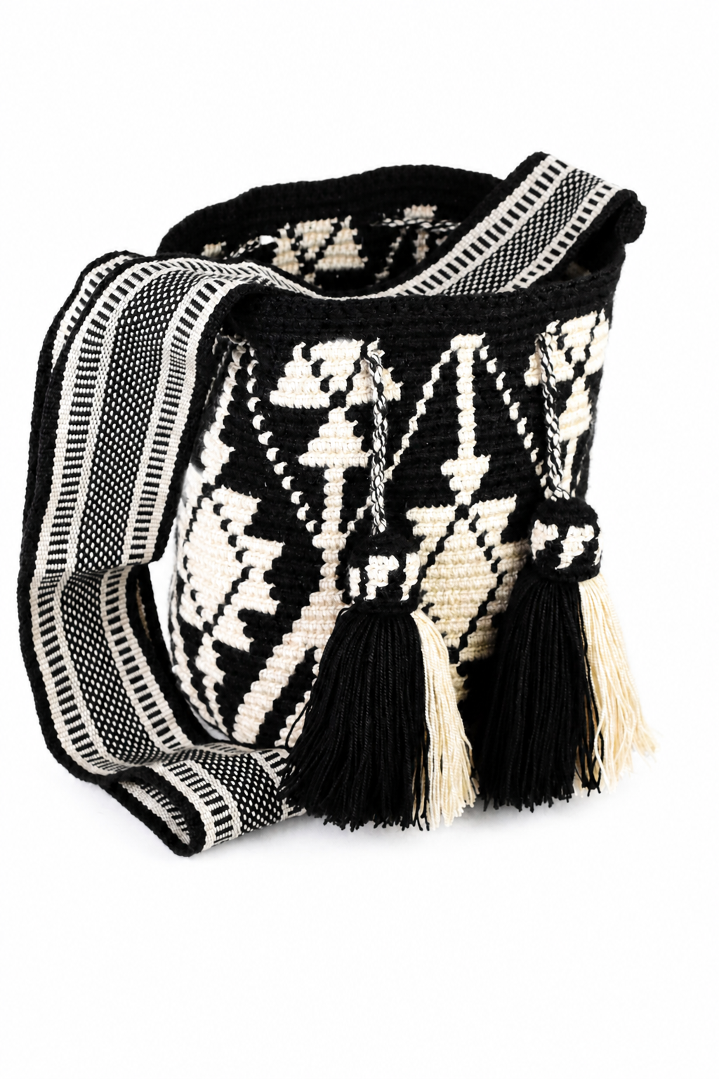Handmade Wayuu Mochila Bag in Black and Cream Geometric Design