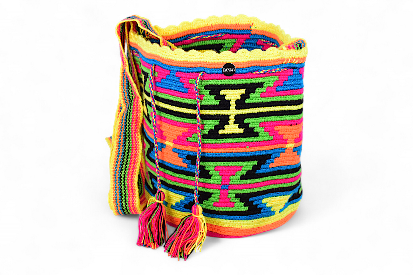 Boho Crochet Bucket Bag with a Vibrant Geometric Design