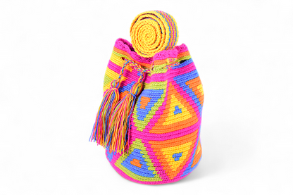Medium Wayuu Crossbody Bag with Diamond Design