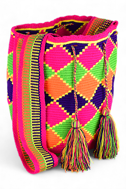 Large Diamond Pattern Crochet Bag