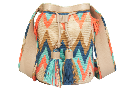 Cream Leather Crochet Bag with Zigzag Pattern. This Wayuu bag has 2 tassels